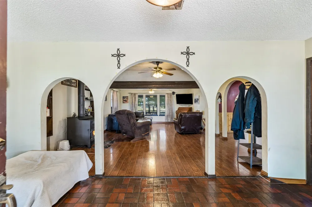 20220 E 700 ROAD Wagoner, OK 74467