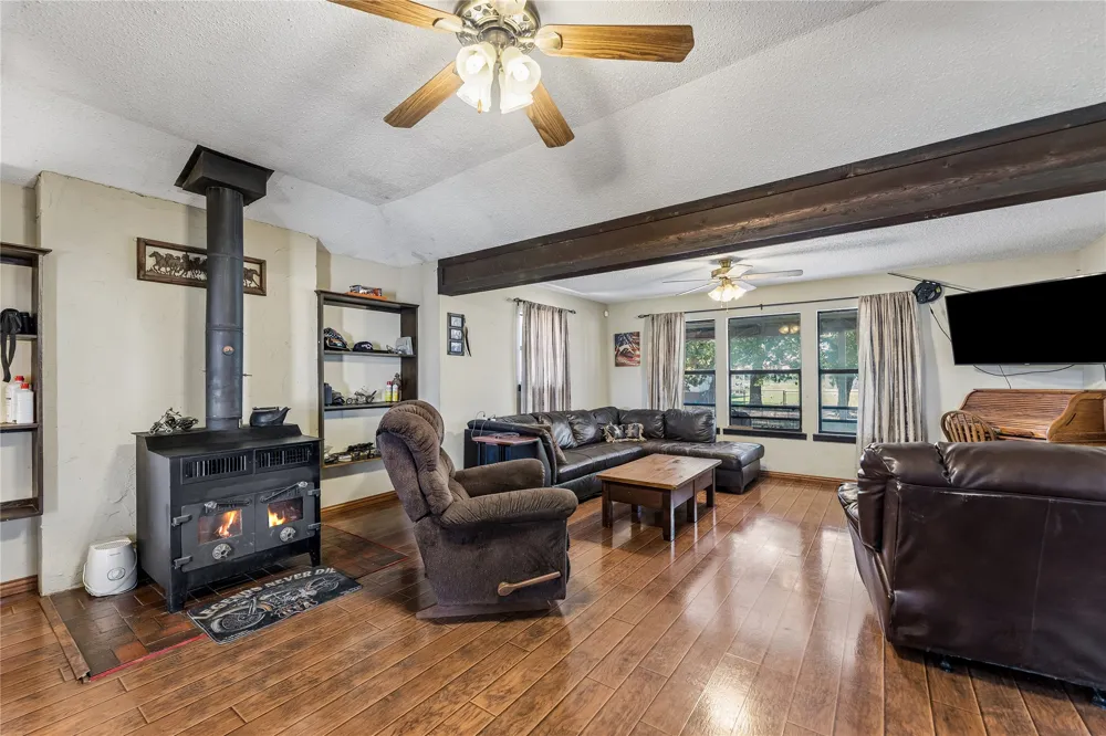 20220 E 700 ROAD Wagoner, OK 74467