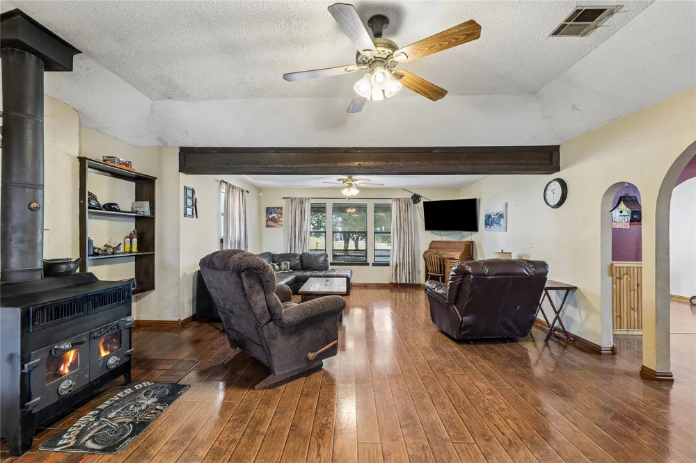 20220 E 700 ROAD Wagoner, OK 74467