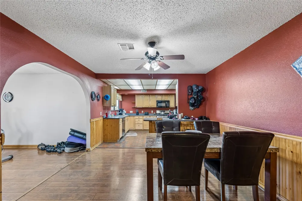 20220 E 700 ROAD Wagoner, OK 74467