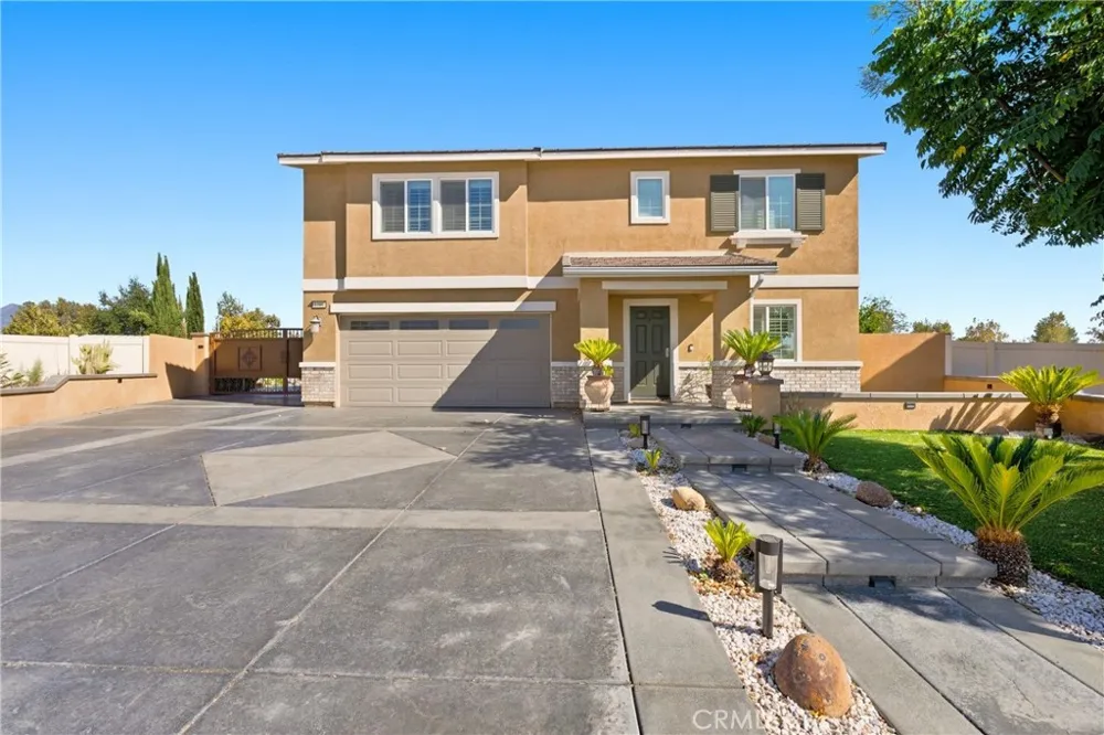 1304 Desert Rose Court San Jacinto, CA 92582