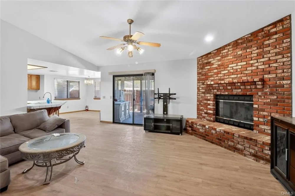 18539 Symeron Road Apple Valley, CA 92307