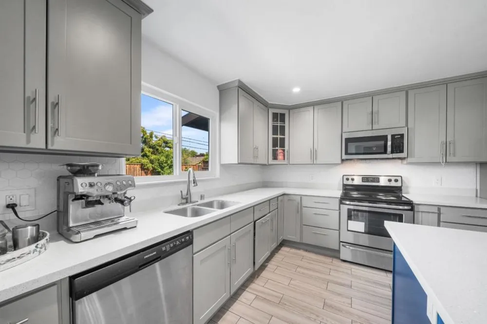 3234 Jarvis Avenue San Jose, CA 95118
