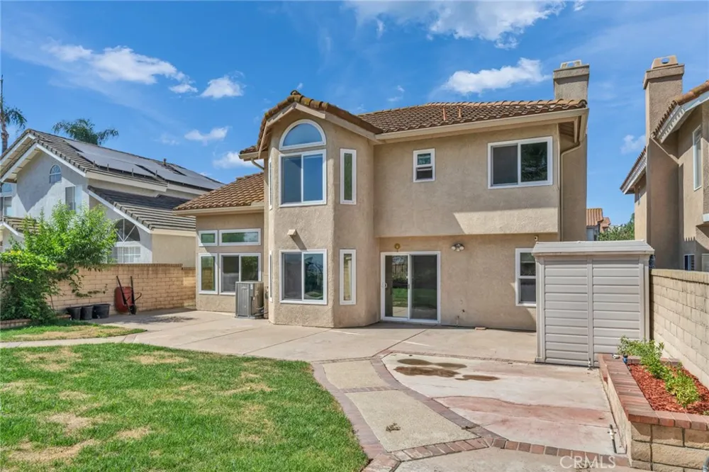 2136 Camino Largo Chino Hills, CA 91709
