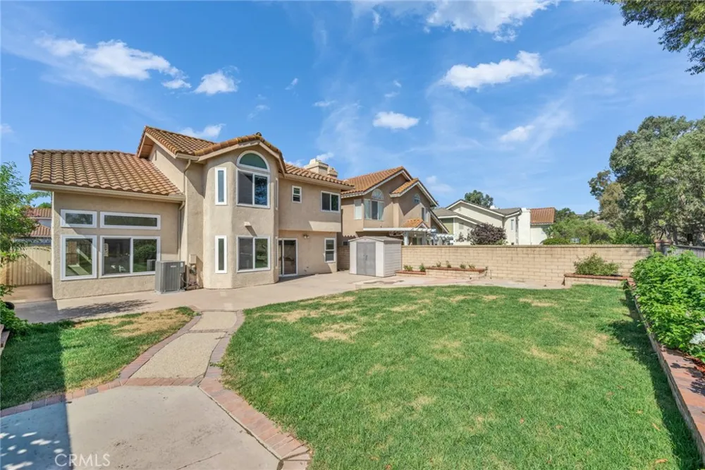 2136 Camino Largo Chino Hills, CA 91709