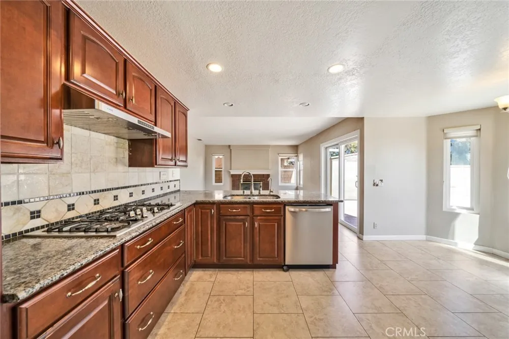 2136 Camino Largo Chino Hills, CA 91709