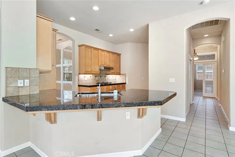2579 Warner Avenue Clovis, CA 93611
