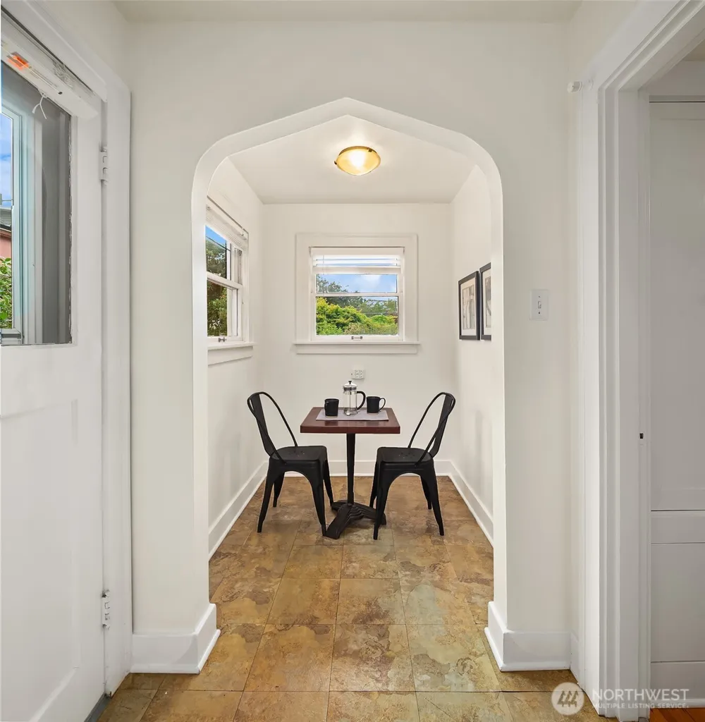 2609 Queen Anne Avenue Seattle, WA 98126