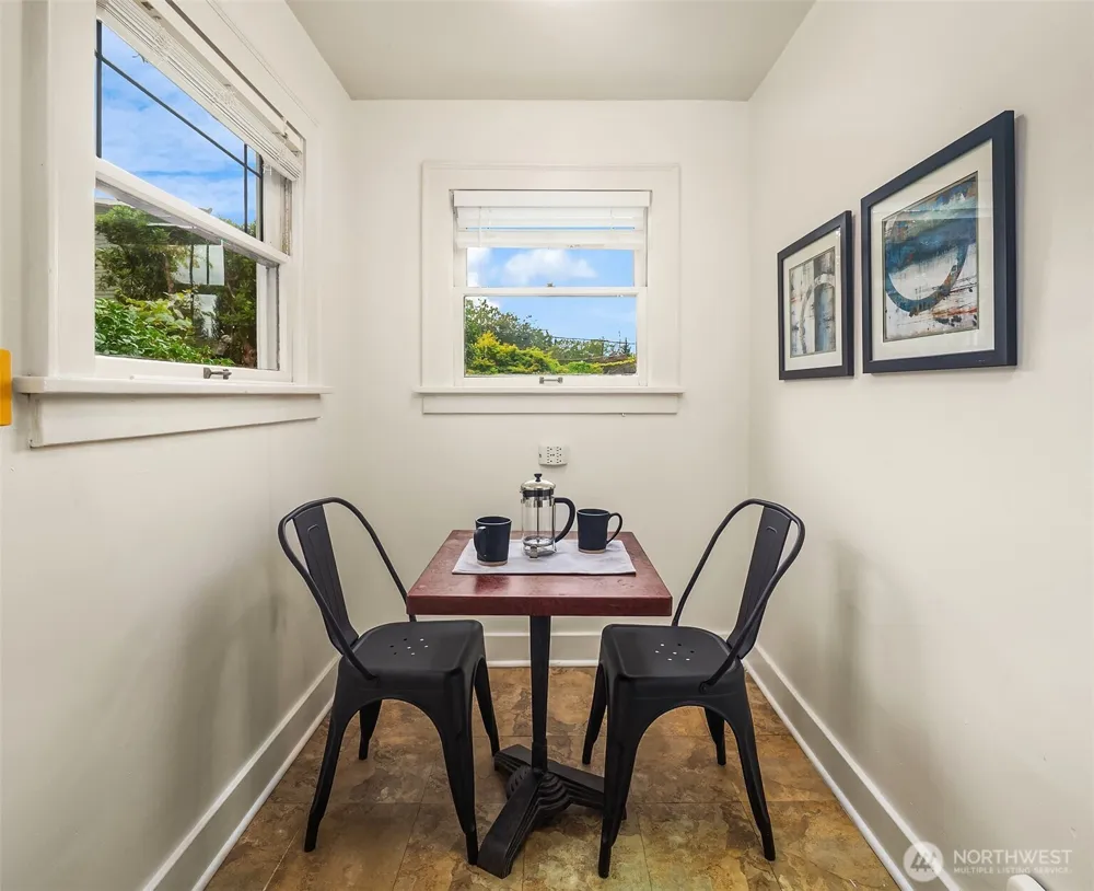 2609 Queen Anne Avenue Seattle, WA 98126