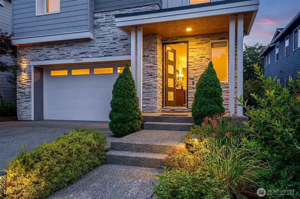 12099 164th Court NE Redmond, WA 98052