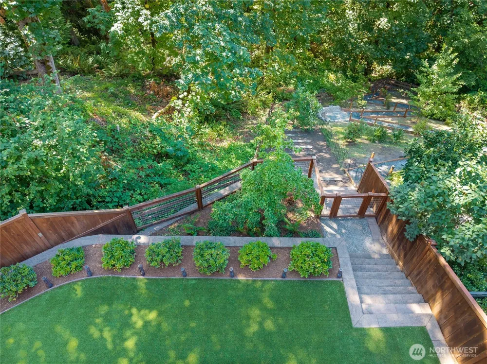 12099 164th Court NE Redmond, WA 98052