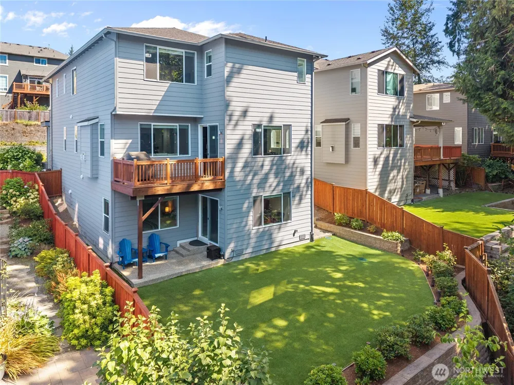 12099 164th Court NE Redmond, WA 98052