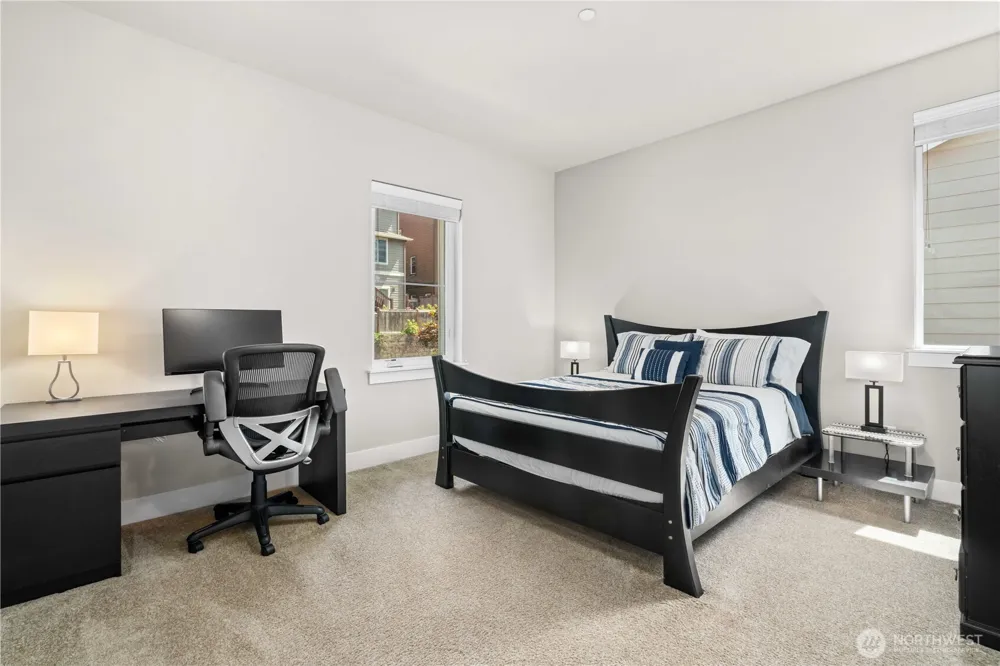 12099 164th Court NE Redmond, WA 98052