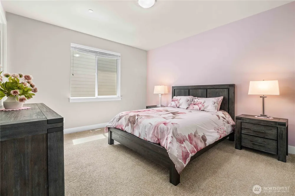 12099 164th Court NE Redmond, WA 98052