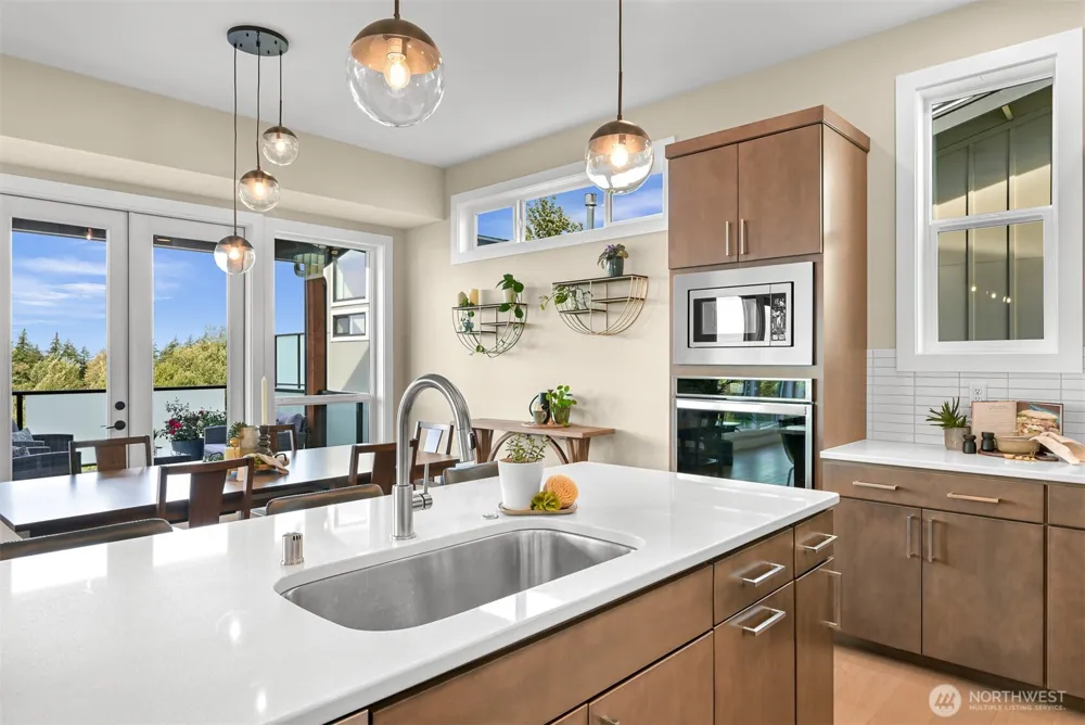 3414 Sussex Drive Bellingham, WA 98226