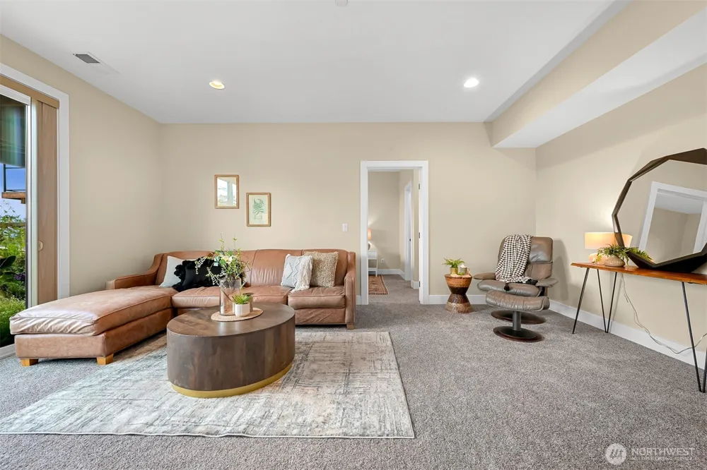 3414 Sussex Drive Bellingham, WA 98226