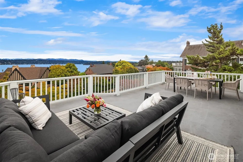 3247 Cascadia Avenue S Seattle, WA 98144
