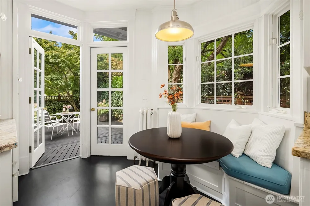 3247 Cascadia Avenue S Seattle, WA 98144