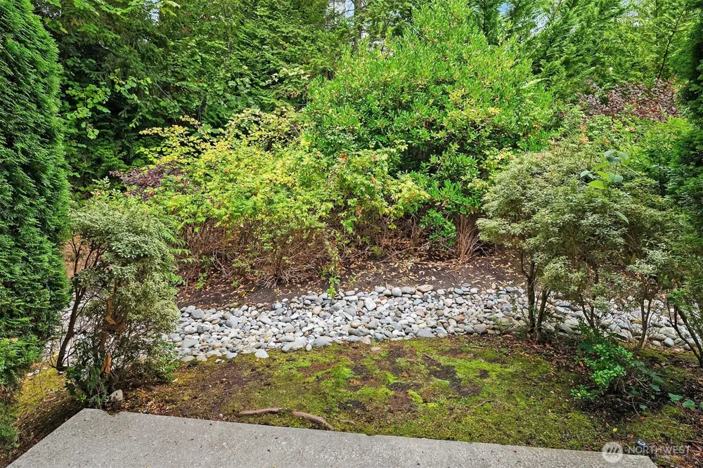 21216 SE 42nd Lane Issaquah, WA 98029