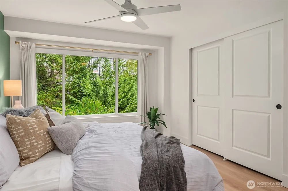 21216 SE 42nd Lane Issaquah, WA 98029