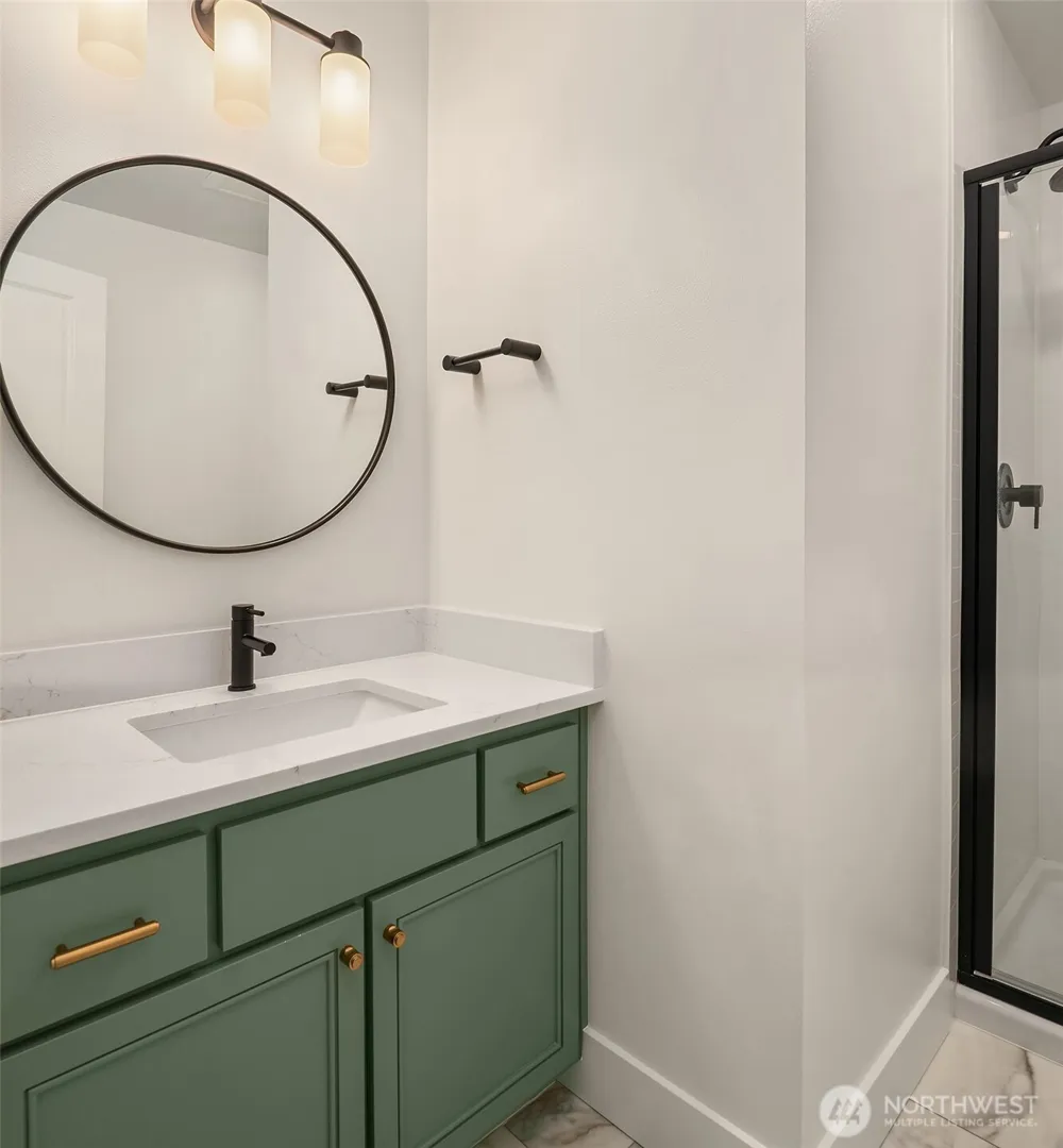 21216 SE 42nd Lane Issaquah, WA 98029