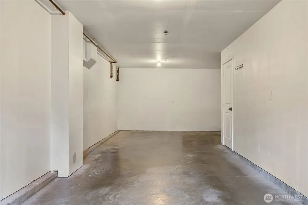 21216 SE 42nd Lane Issaquah, WA 98029