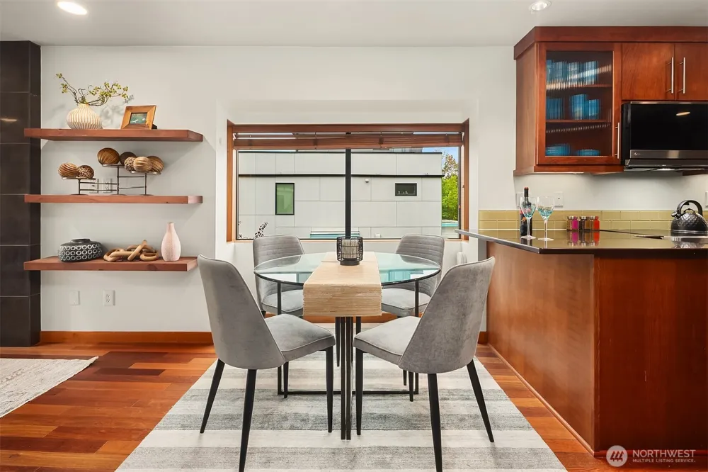 2423 75th Street Seattle, WA 98103