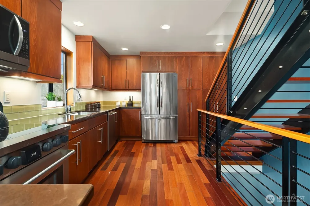 2423 75th Street Seattle, WA 98103