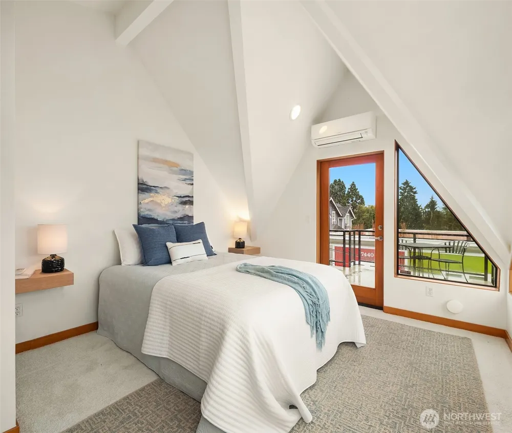 2423 75th Street Seattle, WA 98103