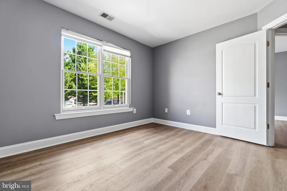 104 BUCKSFIELD ROAD #104 Gaithersburg, MD 20878