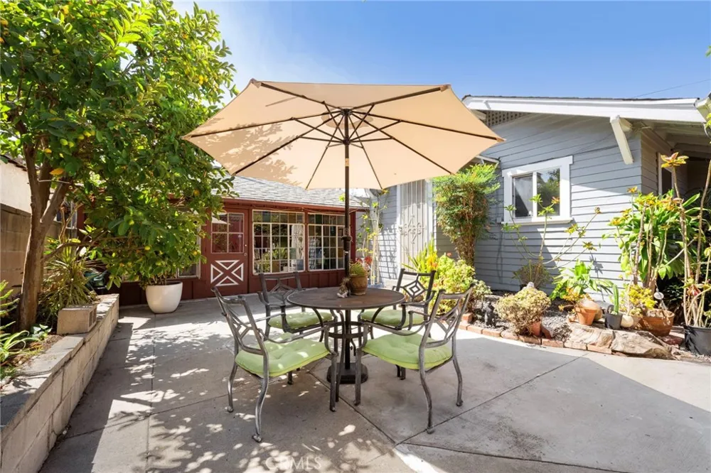 4406 Prospect Los Angeles, CA 90027