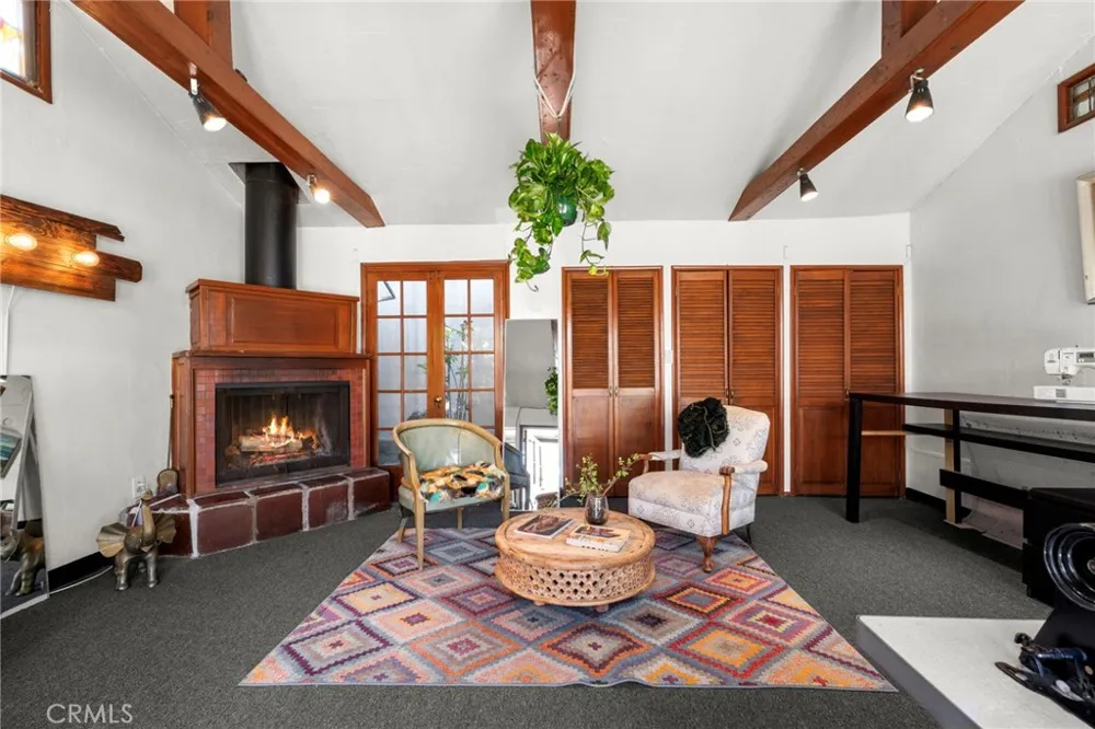 4406 Prospect Los Angeles, CA 90027