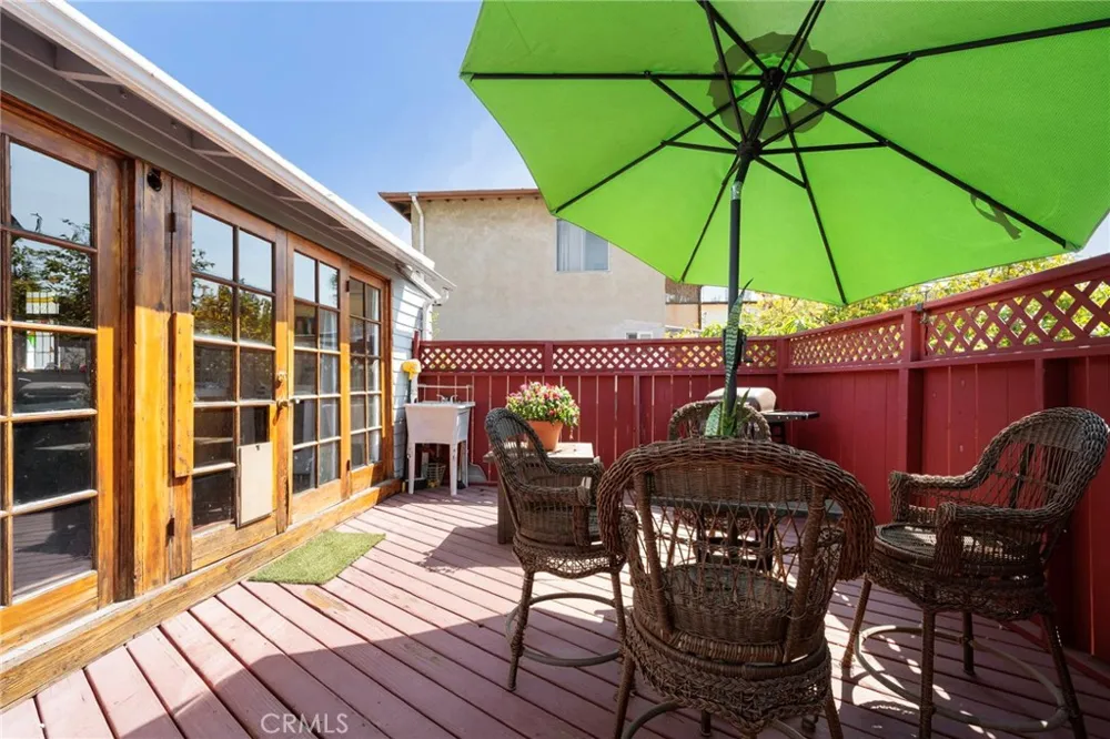 4406 Prospect Los Angeles, CA 90027
