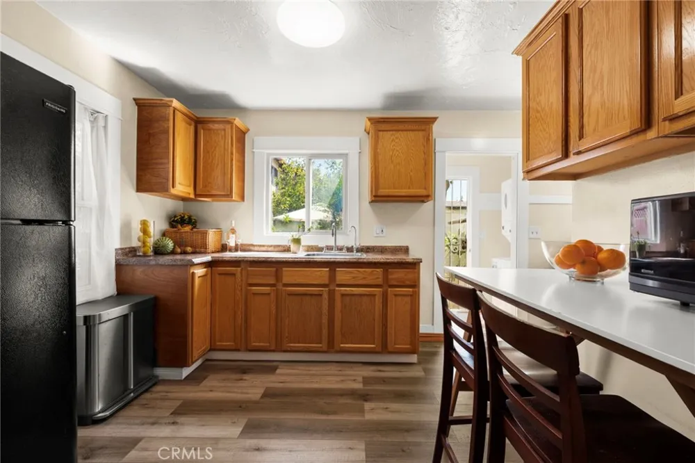 4406 Prospect Los Angeles, CA 90027