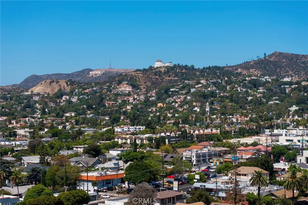 4406 Prospect Los Angeles, CA 90027
