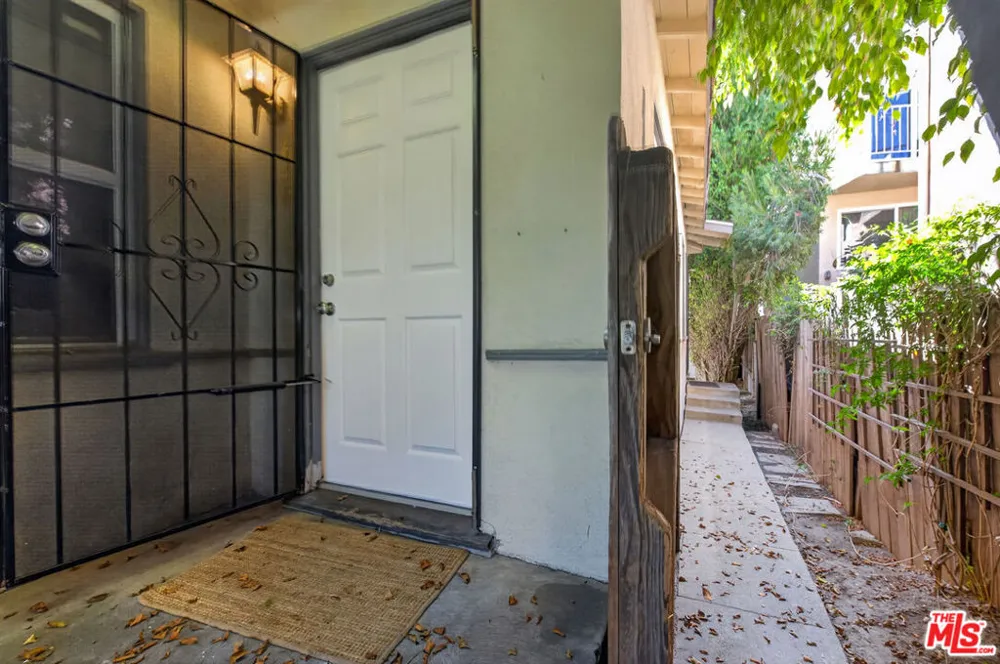 644 Vernon Avenue #644/646 Los Angeles, CA 90291