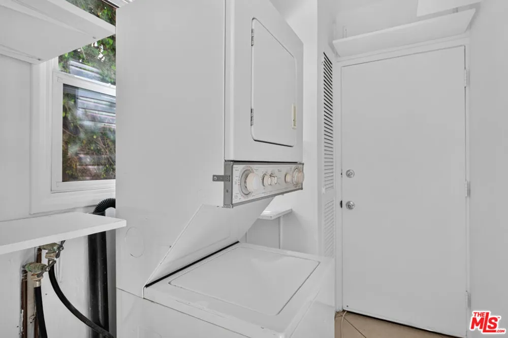 644 Vernon Avenue #644/646 Los Angeles, CA 90291