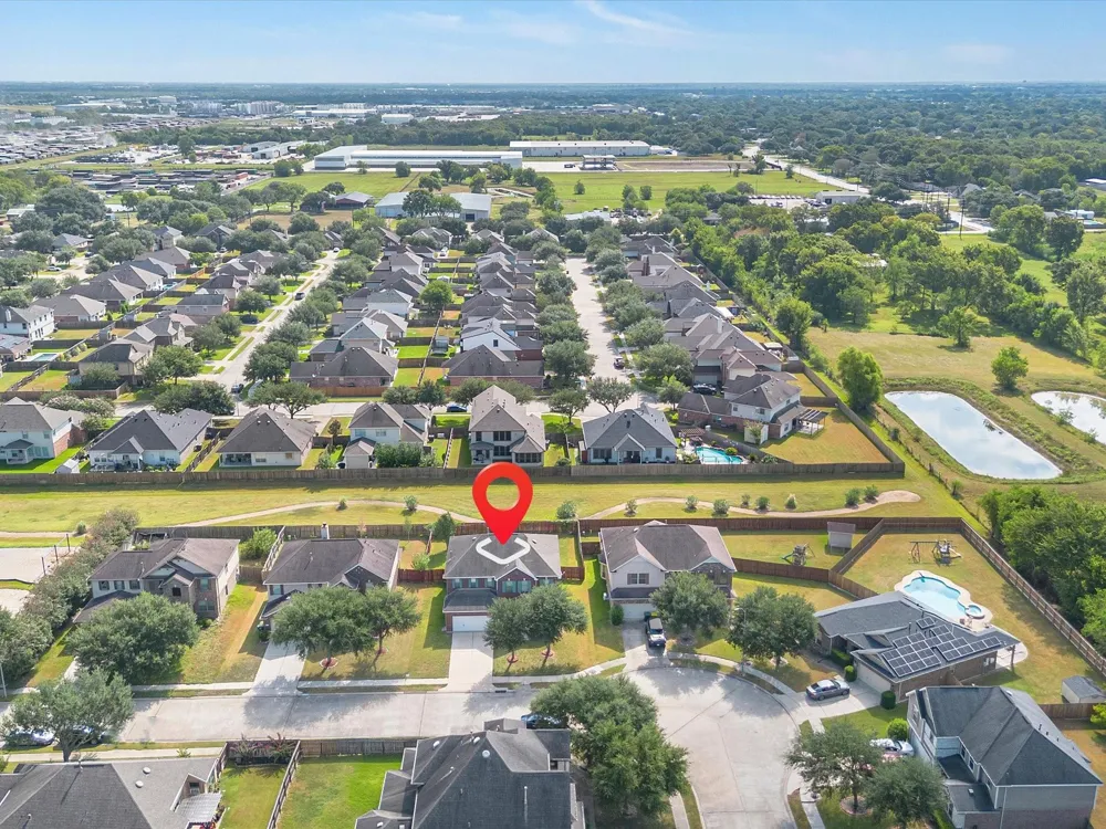 2105 Orchard Frost Drive Pearland, TX 77581