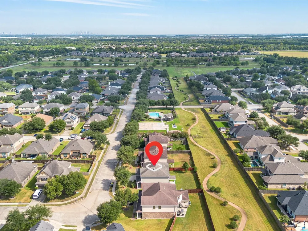 2105 Orchard Frost Drive Pearland, TX 77581