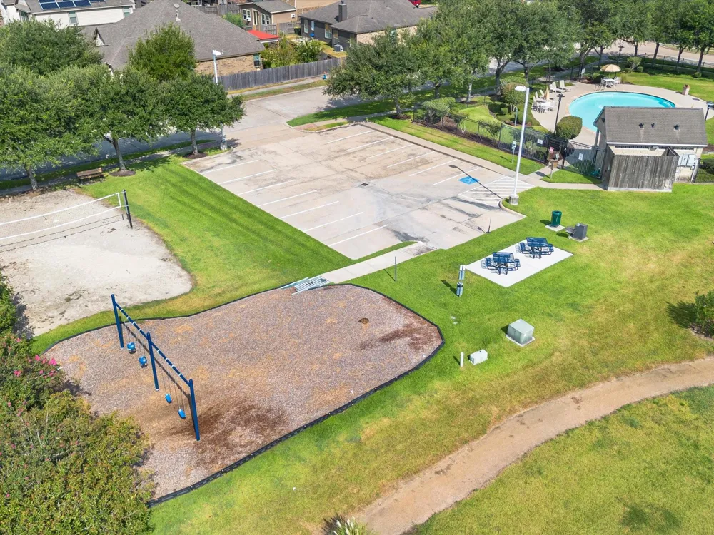 2105 Orchard Frost Drive Pearland, TX 77581