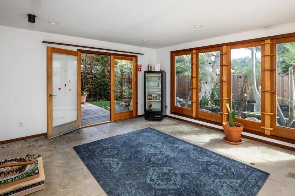 369 Hull Avenue San Jose, CA 95125