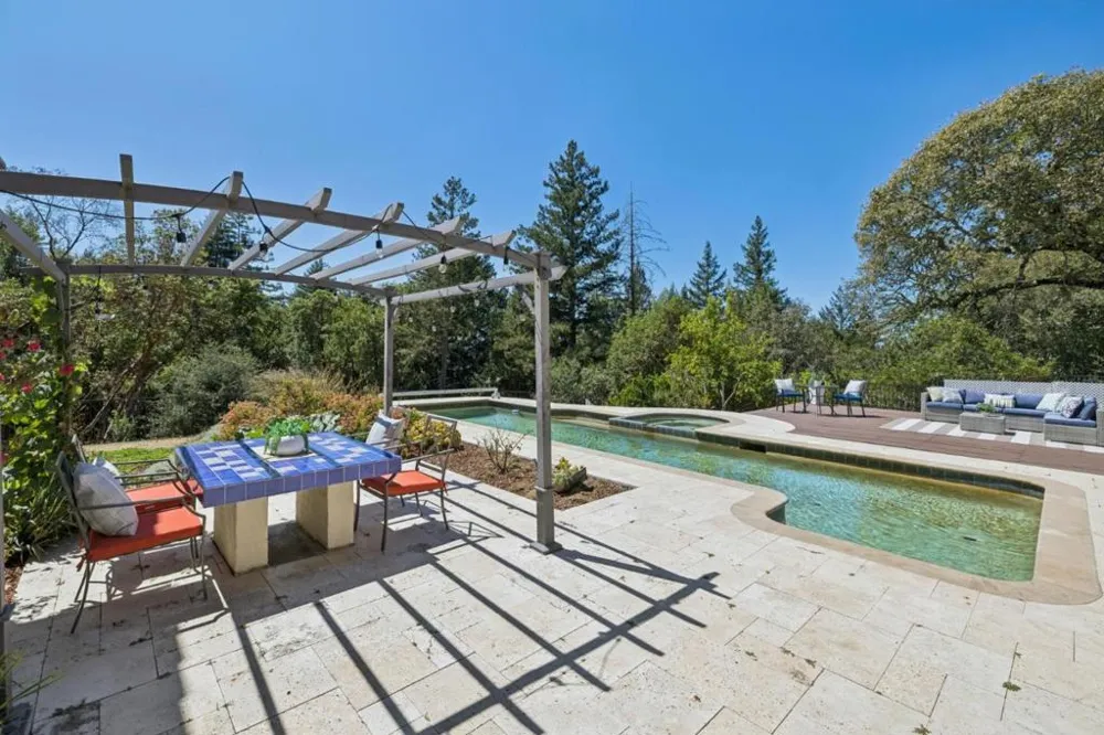 600 Ridge Top Road Los Gatos, CA 95033