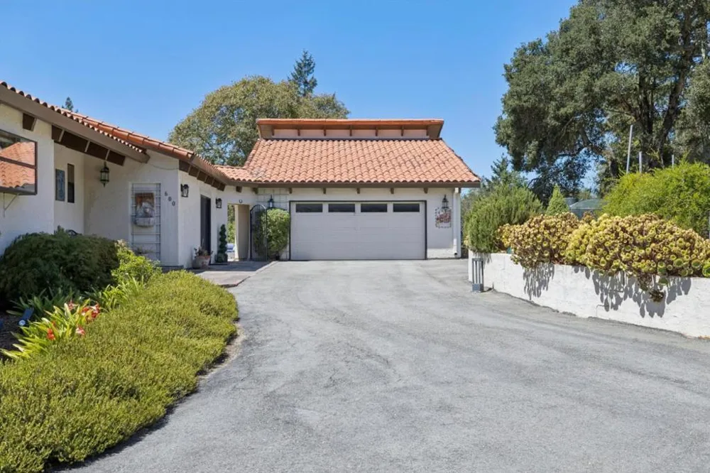 600 Ridge Top Road Los Gatos, CA 95033
