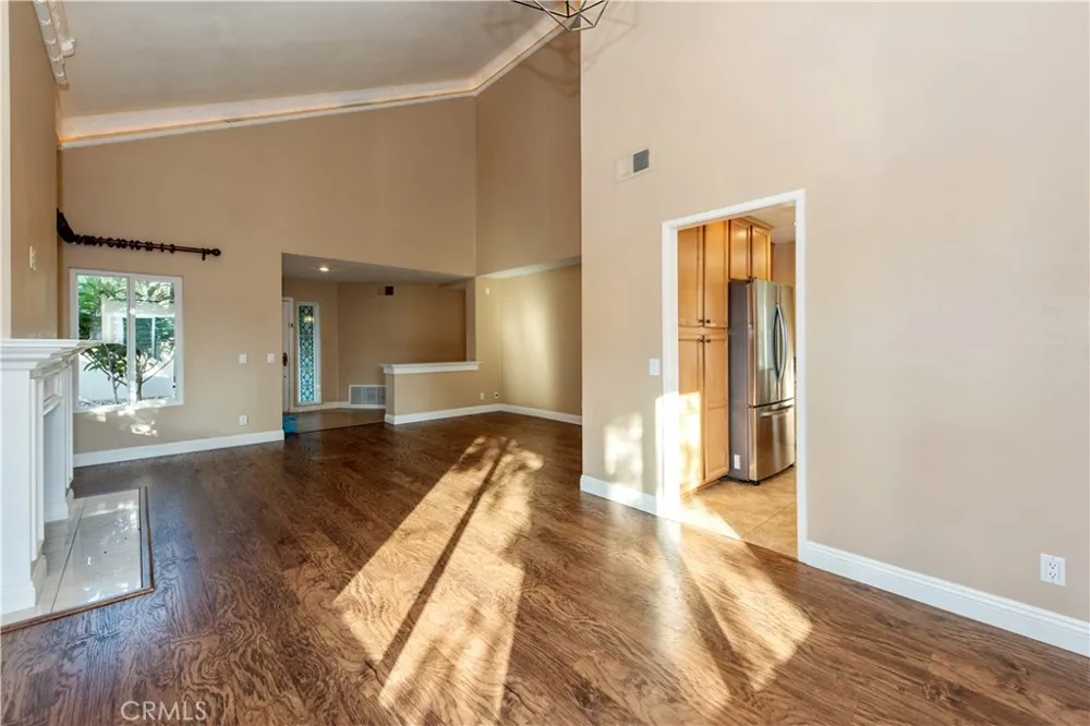 11 Oakgrove #48 Irvine, CA 92604