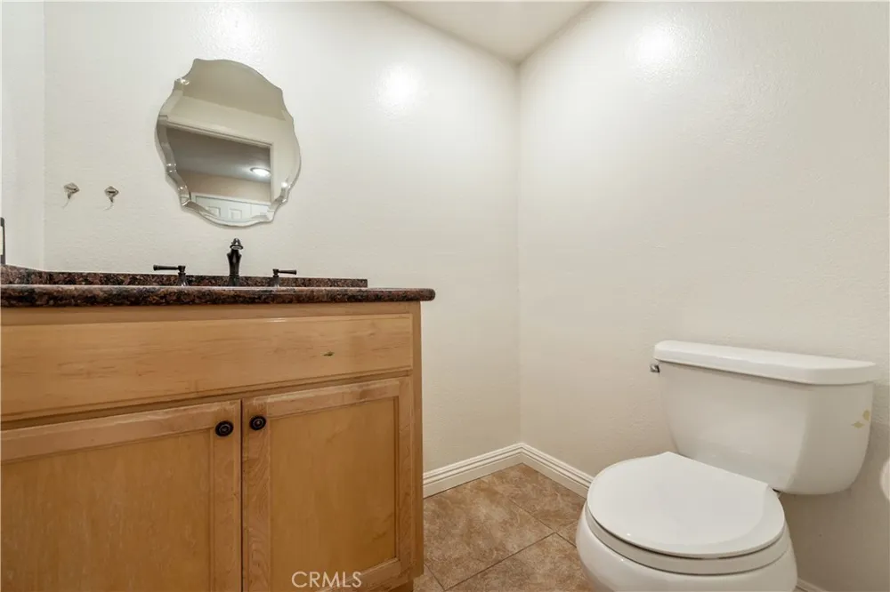 11 Oakgrove #48 Irvine, CA 92604