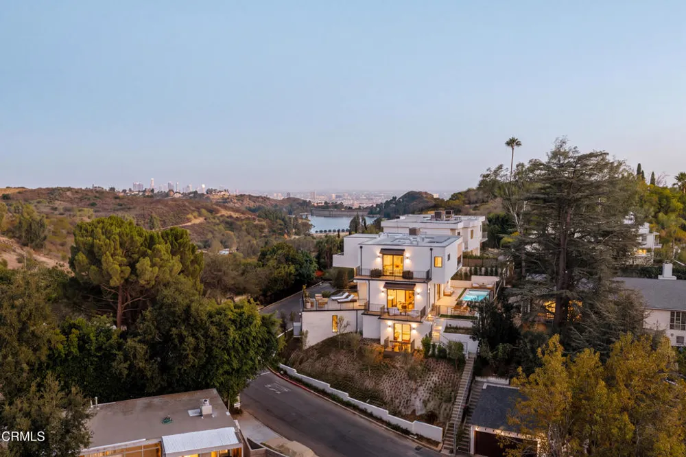 3499 Wonder View Drive Los Angeles, CA 90068