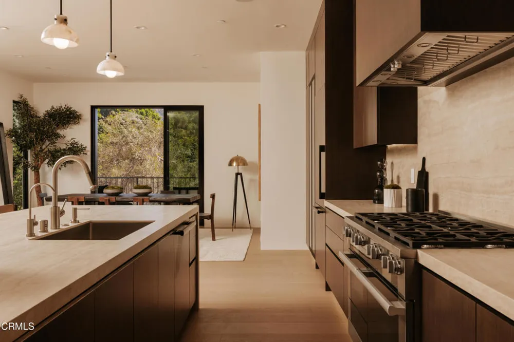 3499 Wonder View Drive Los Angeles, CA 90068