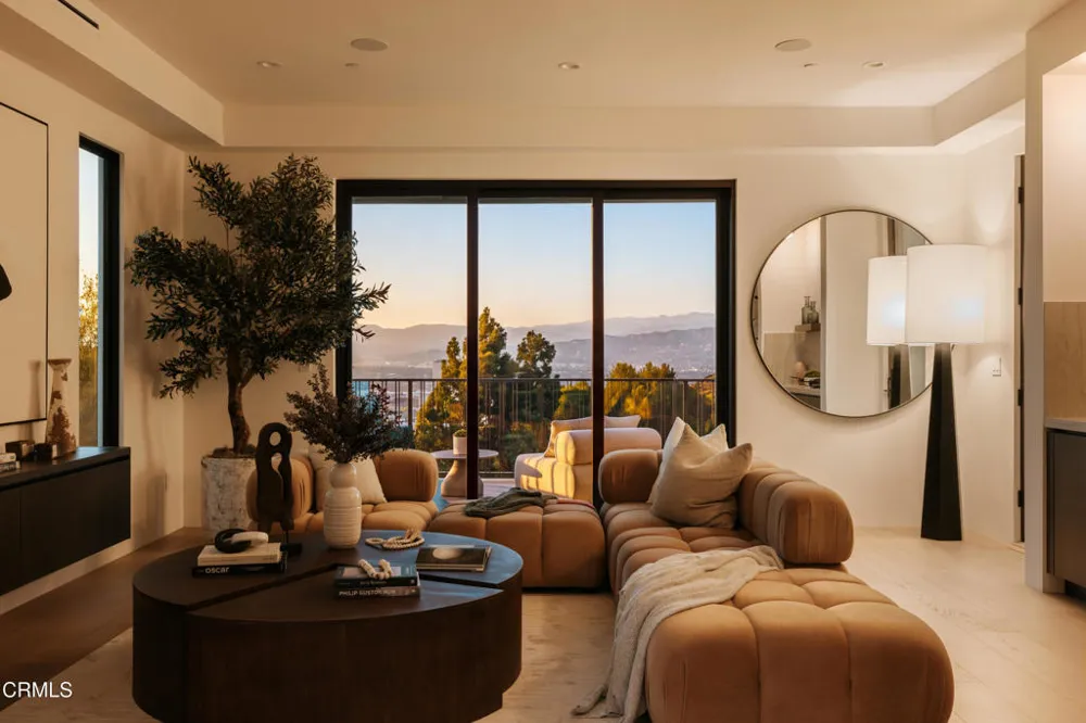 3499 Wonder View Drive Los Angeles, CA 90068