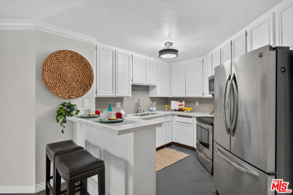 4589 Via Marisol #163 Los Angeles, CA 90042