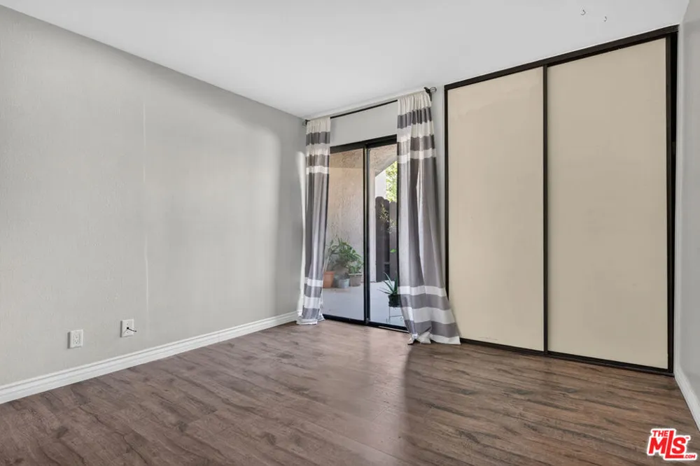 4589 Via Marisol #163 Los Angeles, CA 90042